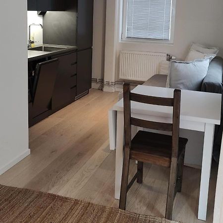 2- Bed Apartment In Sollentuna Extérieur photo