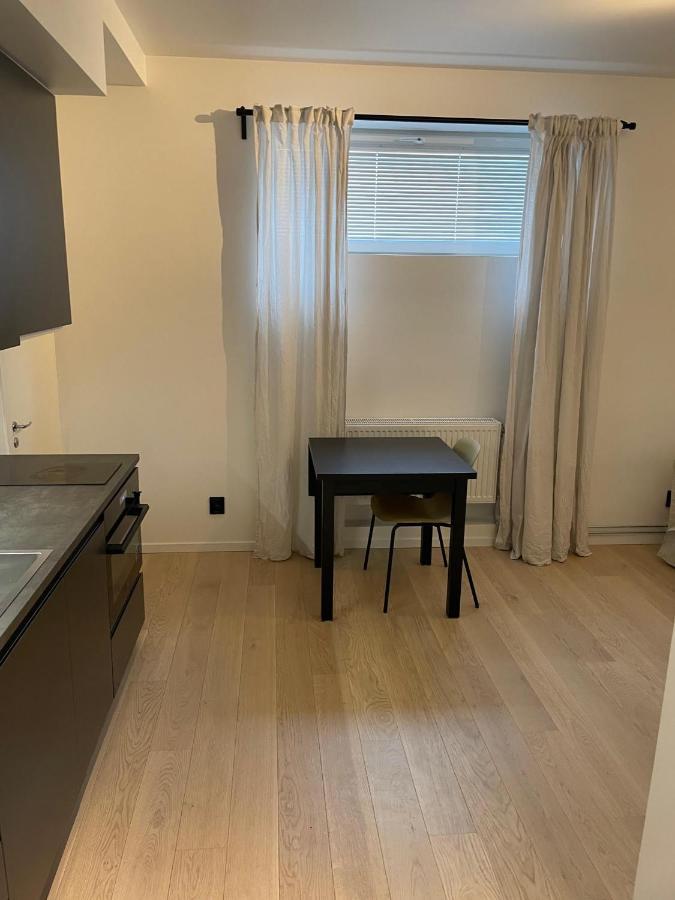 2- Bed Apartment In Sollentuna Extérieur photo